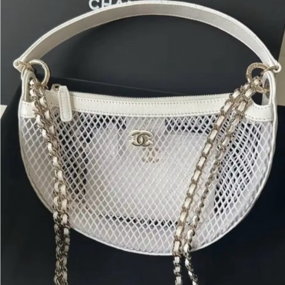 Chanel Elegant White Mesh Shoulder Bag
